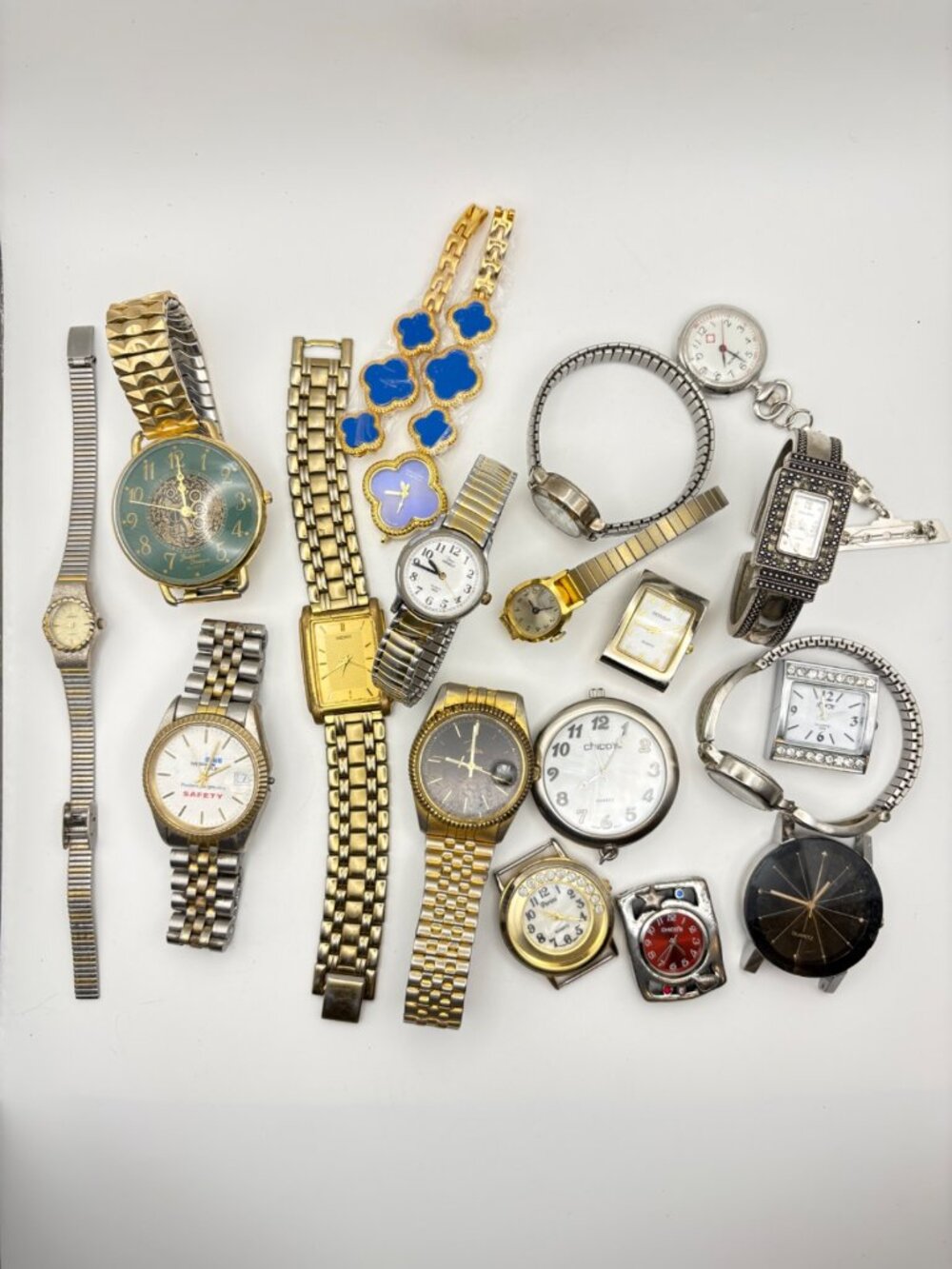 Vintage & Modern Estate Watch Lot 18pc Seiko Timex Gruen Chico's Repair Craft